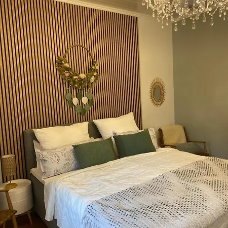 Apartross In Eichbaum, Zentrale Lage Bummelallee Apartment